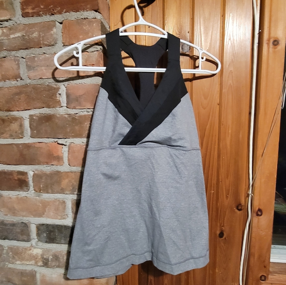 Lululemon Racerback Deep Breath Tank Top - Picture 2 of 4